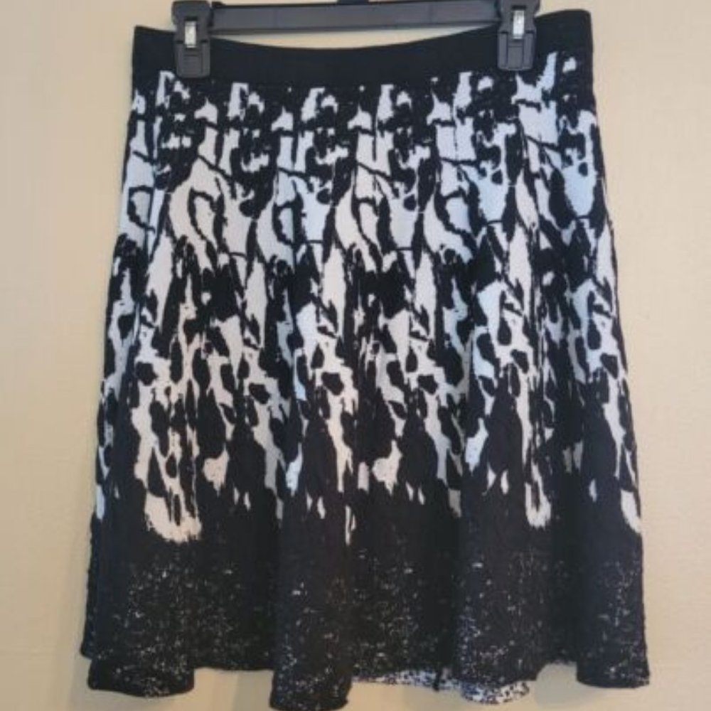 Chelsea & Theodore Women's A Line Sweater Knit Skirt Black White Pattern Midi M
